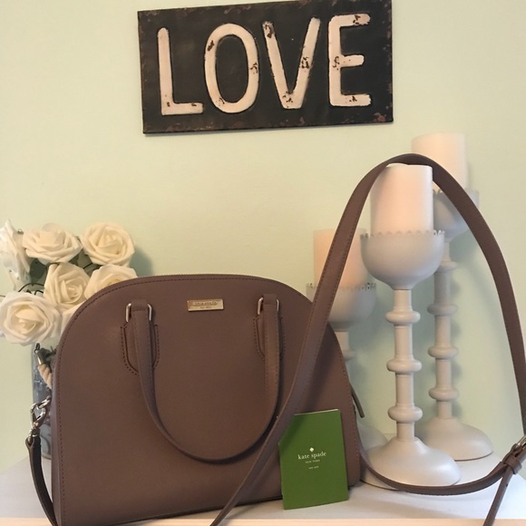Kate Spade ♠️ BRAND NEW BAG - Picture 1 of 8